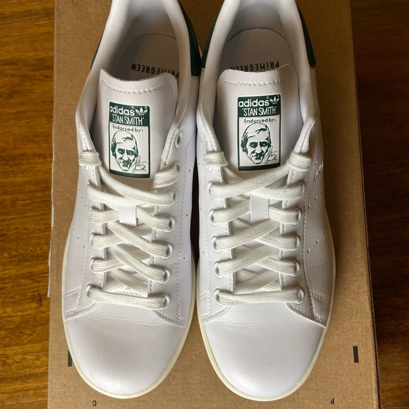 Adidas Stan Smith Shoes - Picture 5 of 10